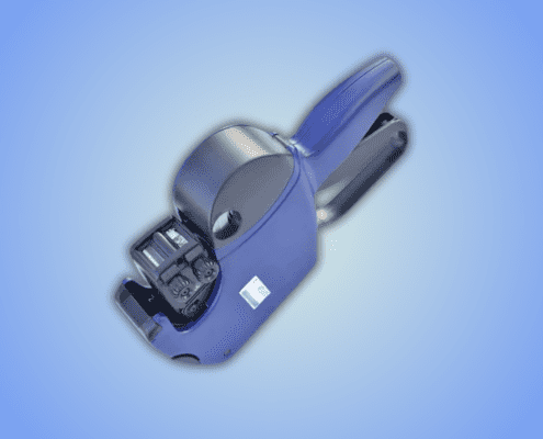 Labeling machine for circular chemical indicator labels